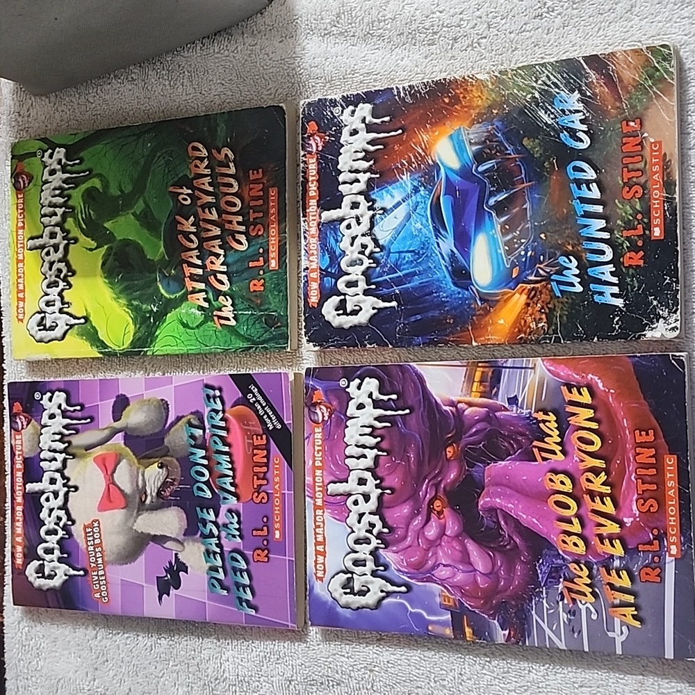 R.L. Stine: Goosebumps  Set:4 Books